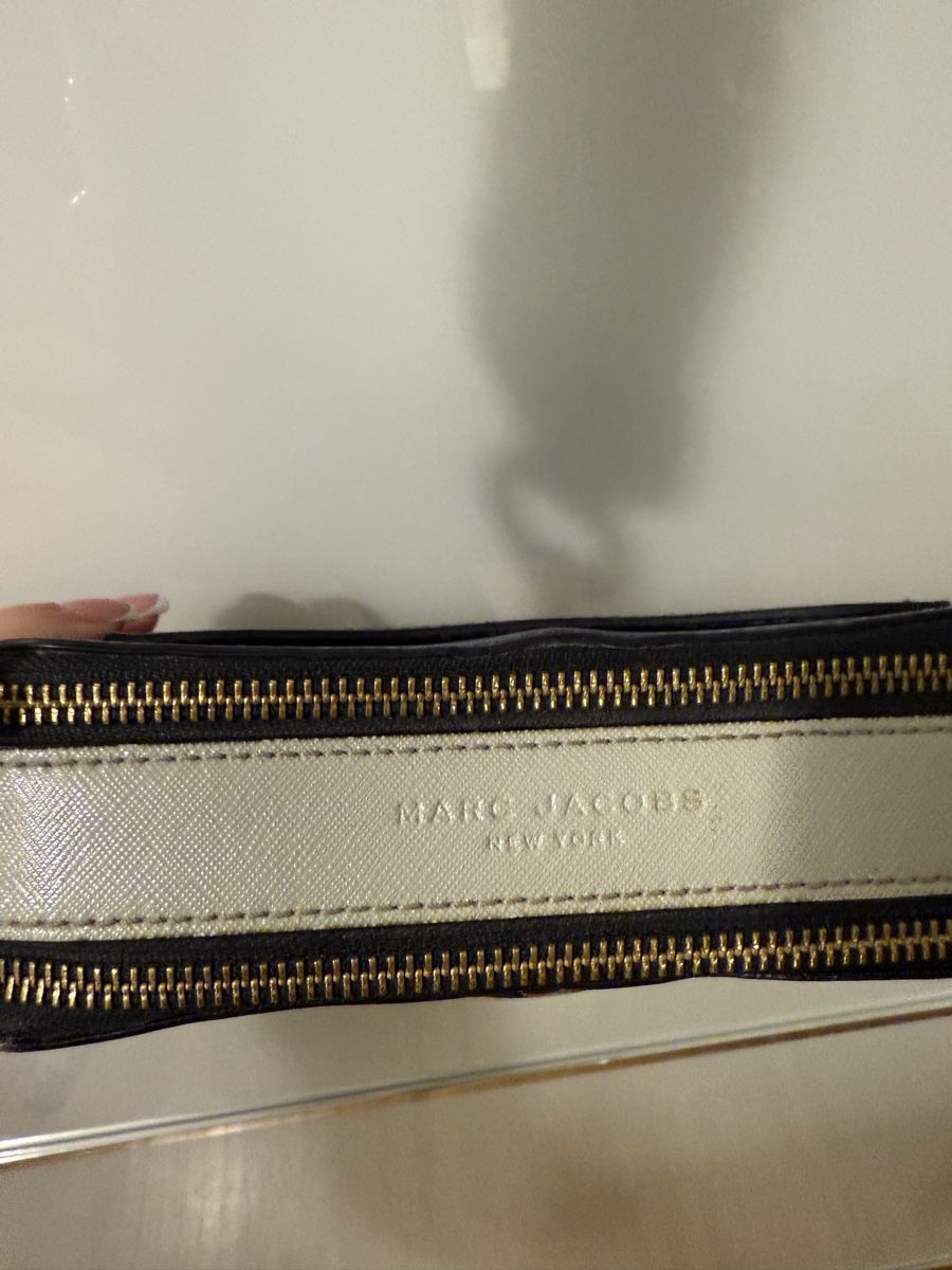 Marc Jacobs Borse da donna: Marc Jacobs Saffiano-Leder Handtasche – Usato da Herisau venduto da ogkosta 1