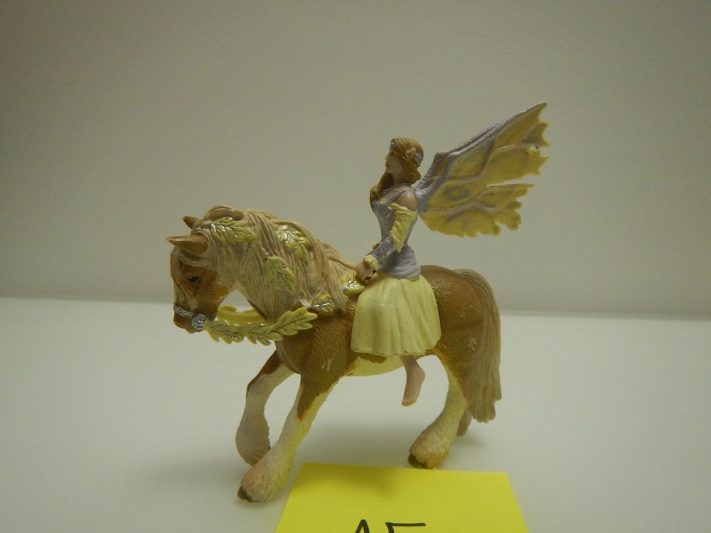  Foto zu Schleich Pferd mit Elfe (Gebraucht) in Langendorf für CHF 5 – mit 