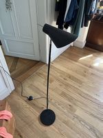 Standleuchte schwarz 