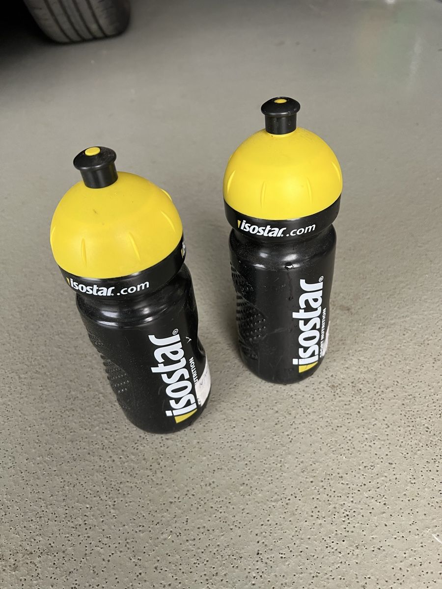 Isostar Borracce & Thermos: ISOSTAR Fläsche 650 ML 2 St. – Usato da Tobel venduto da honda955