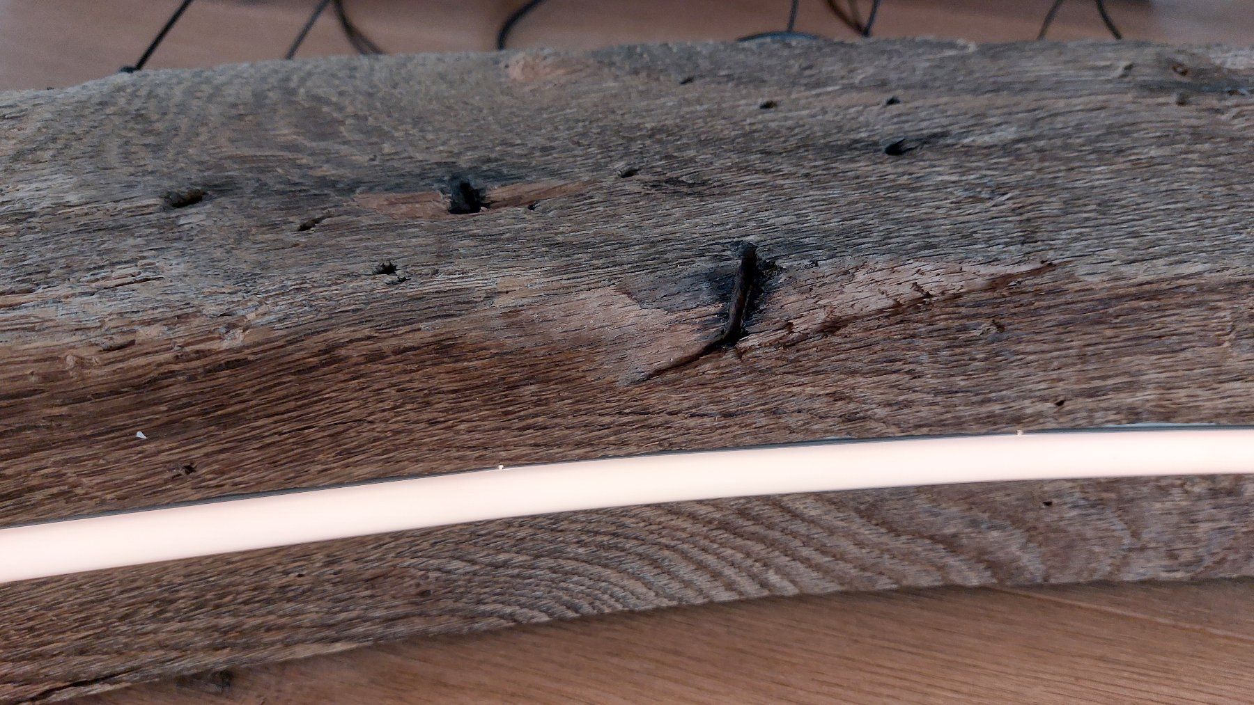 Lampadari & plafoniere: Rustikale Hängelampe aus einem Eichen-Altholzbalken – Nuovo e nell'imballaggio originale da Egnach venduto da Oldwoodstyle 8