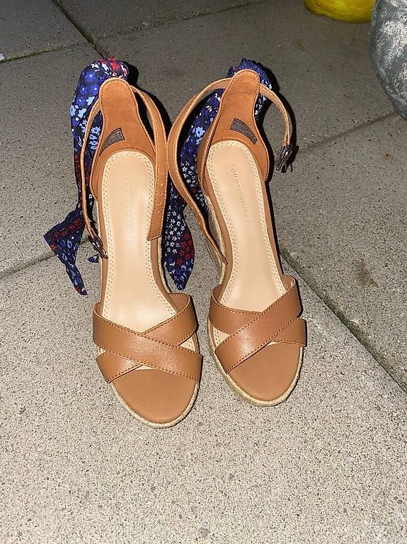 Scarpe da donna: Tommy Hilfiger sandalen – Usato da Abtwil AG venduto da kiko_25