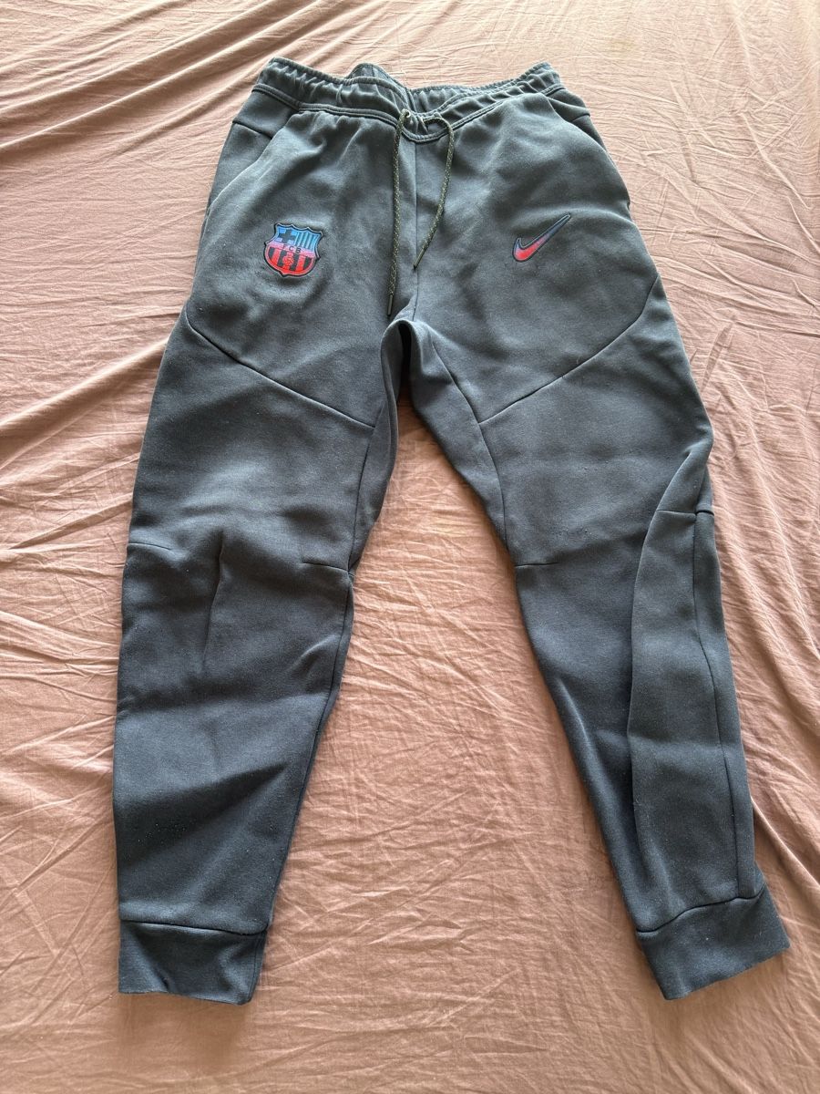 Nike Pantaloni: FC Barcelona Trainerhose – Usato da Lufingen venduto da yaw_5swk