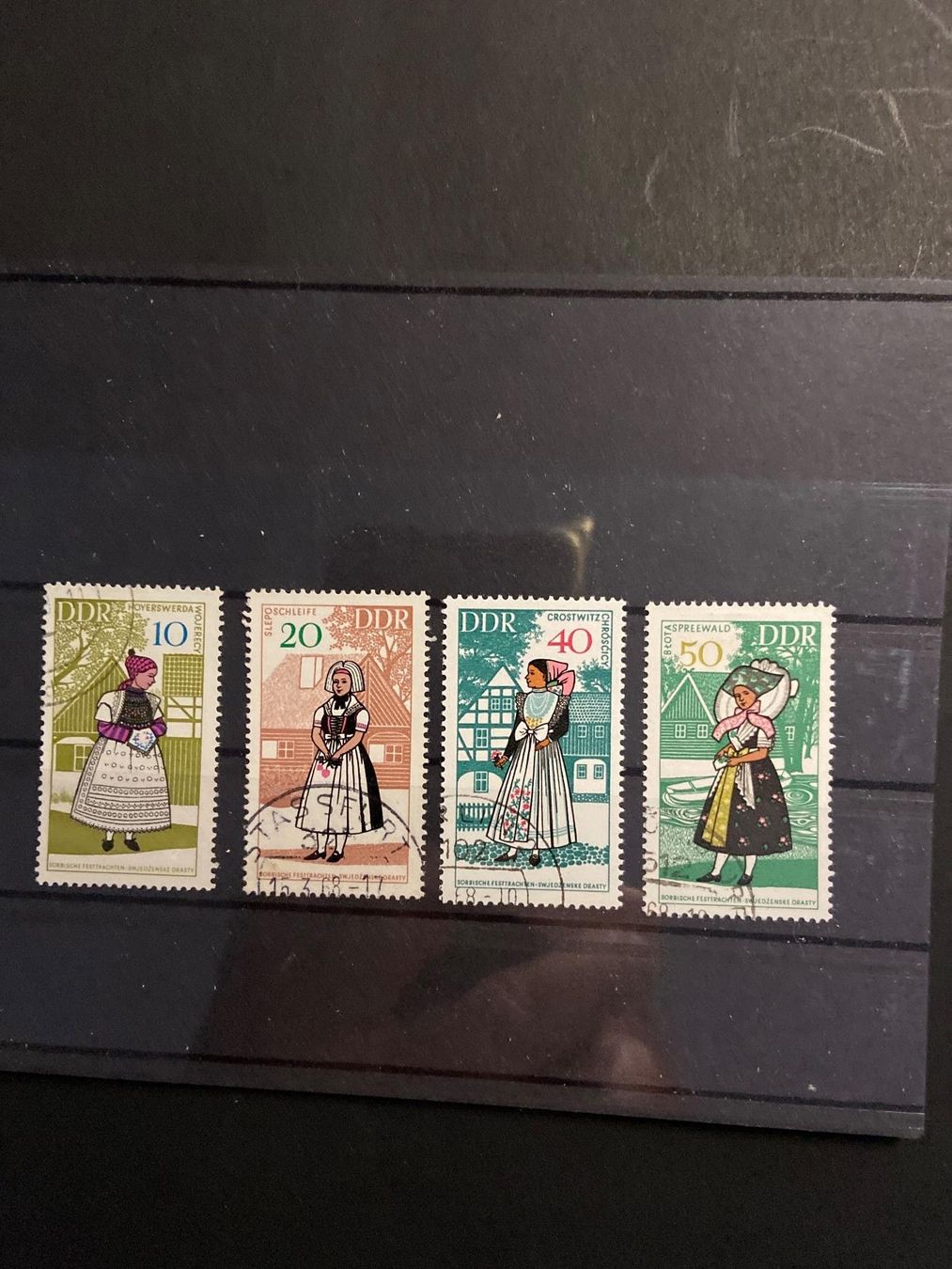 Tutti i francobolli: DDR 1968 Volkstrachten III gest – Usato da Wil SG venduto da fva01