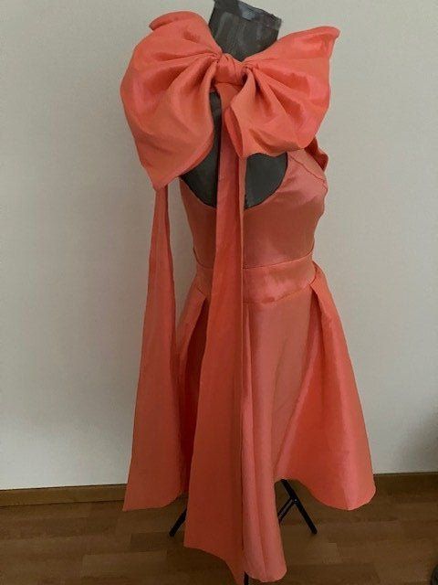 Kleider: Robe asymétrique corail taille M  AOMEI – Gebraucht aus Marin-Epagnier von rchouchouu 2