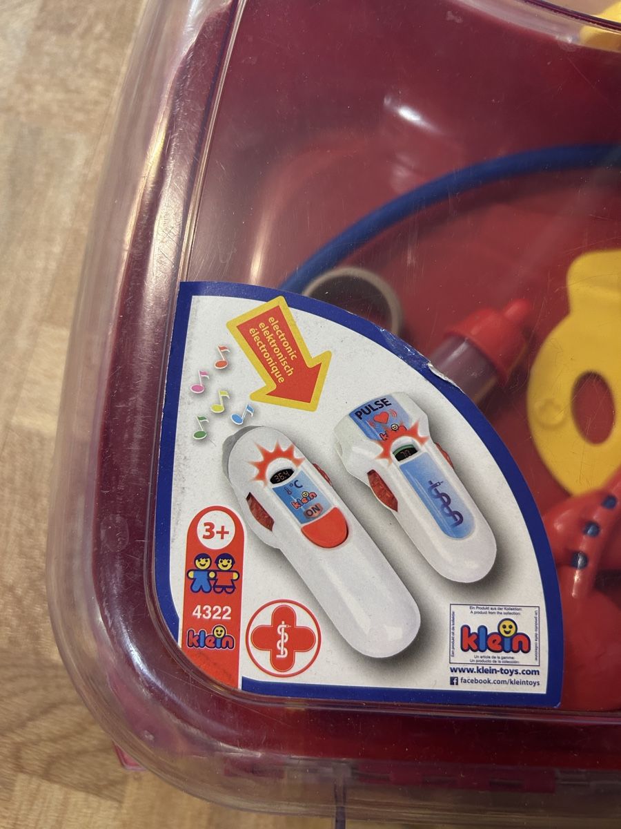 Giocattoli: Kinderarztkoffer – Usato da Jona venduto da Tidy76 1