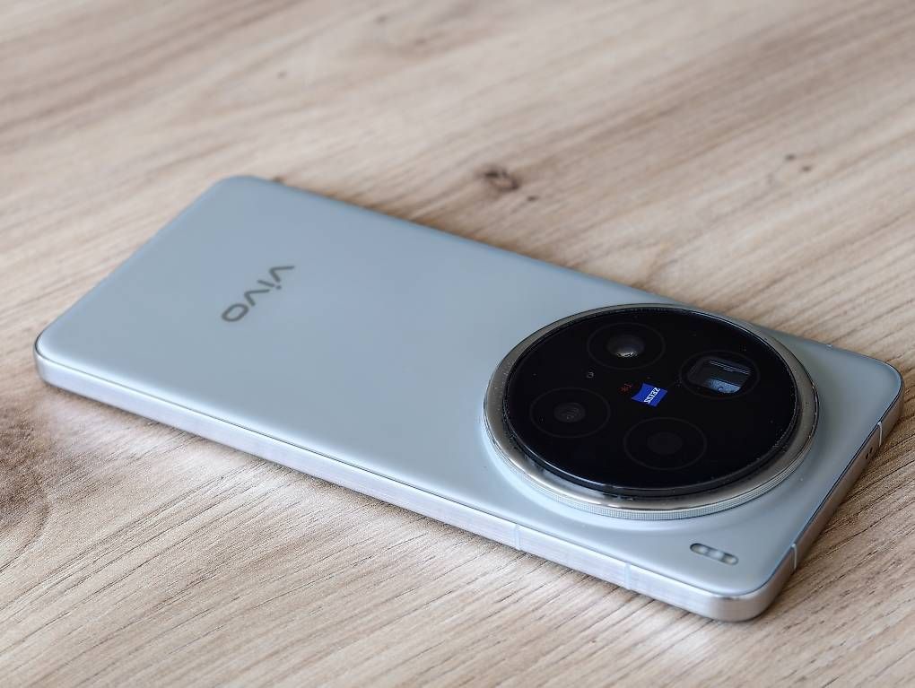 Handys / Smartphones: Vivo X200 Pro 256GB GLOBAL – Gebraucht aus Horgen von phi_dc7t 3