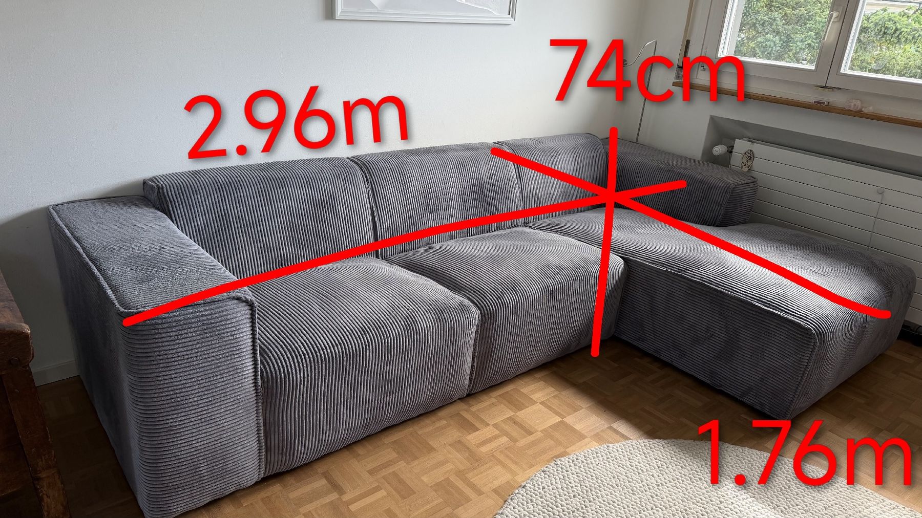 Divani: Cord Sofa neuwertig  – Usato da Basel venduto da Gee-Jay