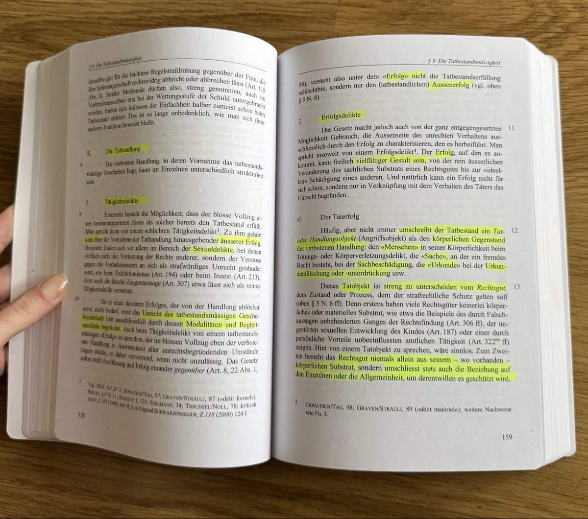 Libri: Schweizerisches Strafrecht - Allgemeiner Teil I – Usato da Emmenbrücke venduto da Florentina27 1