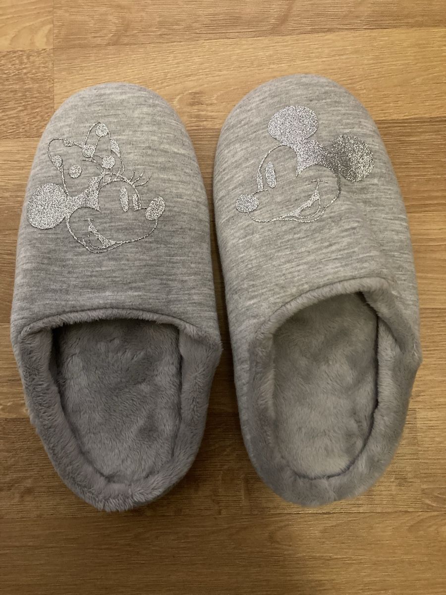 Scarpe da donna: Disney Hausschuhe Gr. 38/39 – Nuovo (secondo la descrizione) da Emmenbrücke venduto da JJ_89