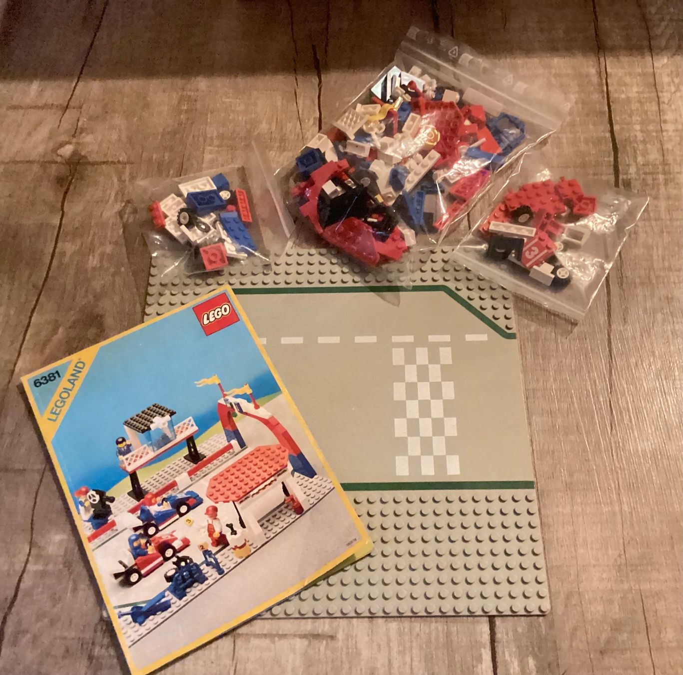 Legoland Kit di costruzioni: Lego 6381 von 1987 Racing Speedway – Usato da Glarus venduto da Folienjoe24