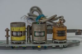 REVOX E36. Kopfträgerplatte 2-Spur und Andruckrolle