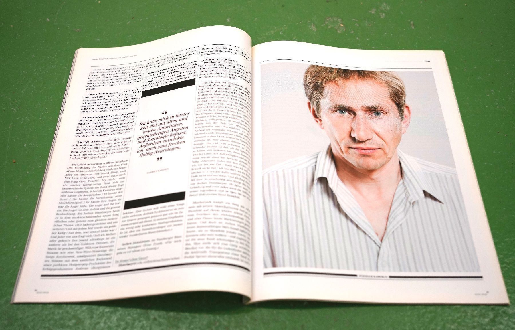Riviste & Magazine: Spex mit Jochen Distelmeyer, Ja, Panik – Usato da Basel venduto da Ostschweiz06 2