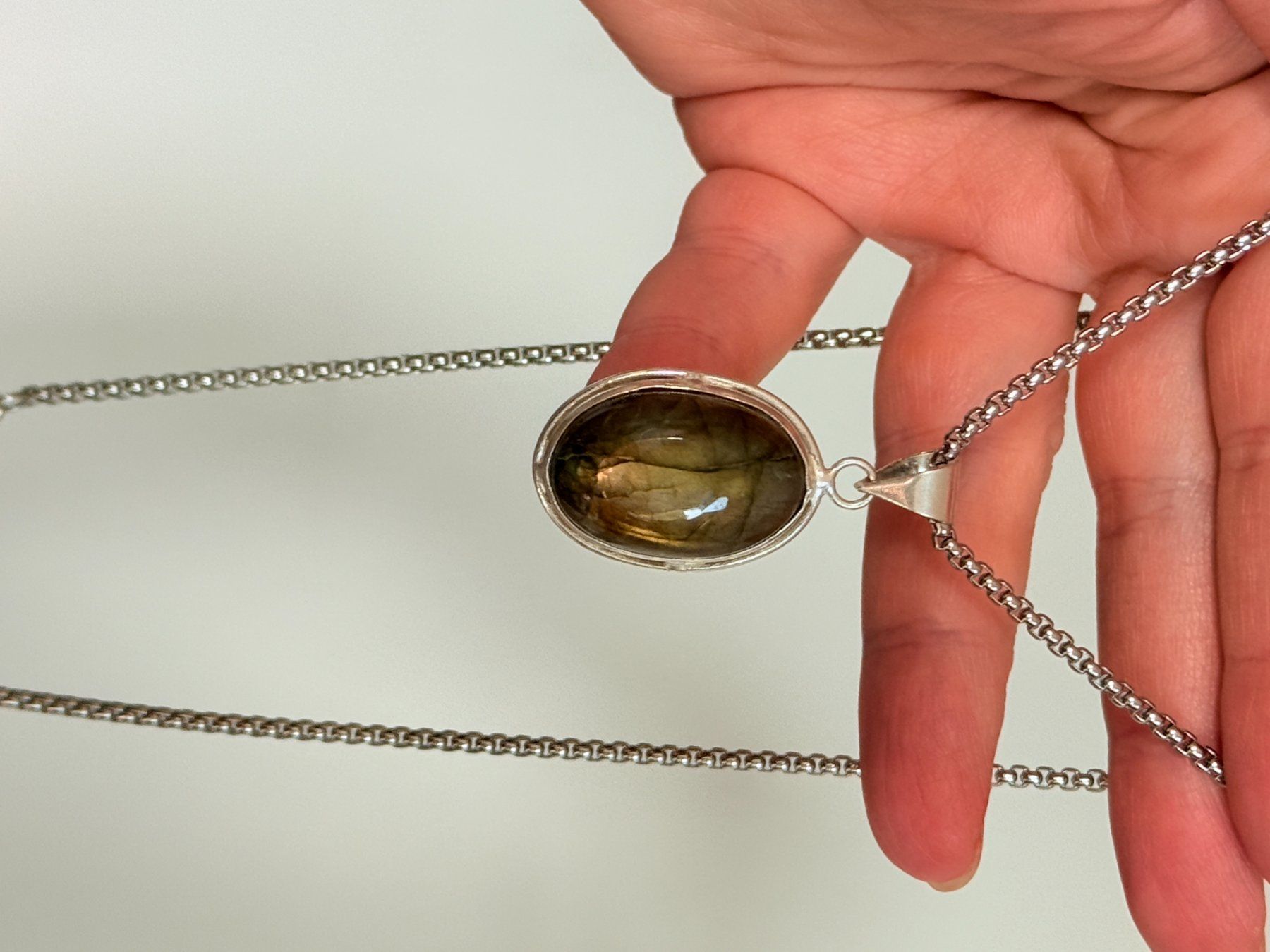Catenine: Collier avec pendentif en labradorite – Nuovo e nell'imballaggio originale da Genève venduto da AGBERG 9