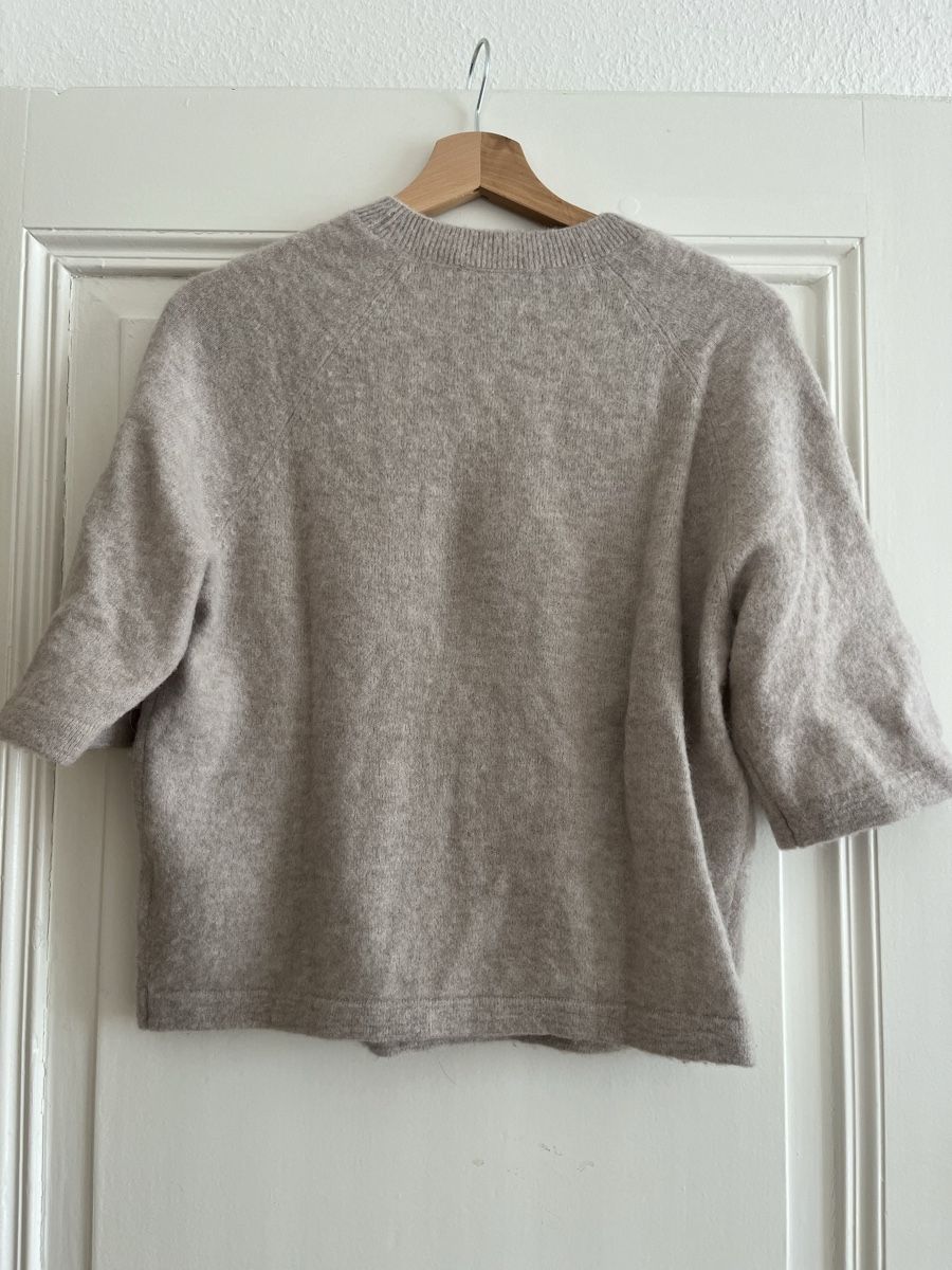 Other Stories Pulls & Sweat-shirts: & Other stories Kurzer pullover – Neuf (Voir description) à Basel par cat_25m7 1