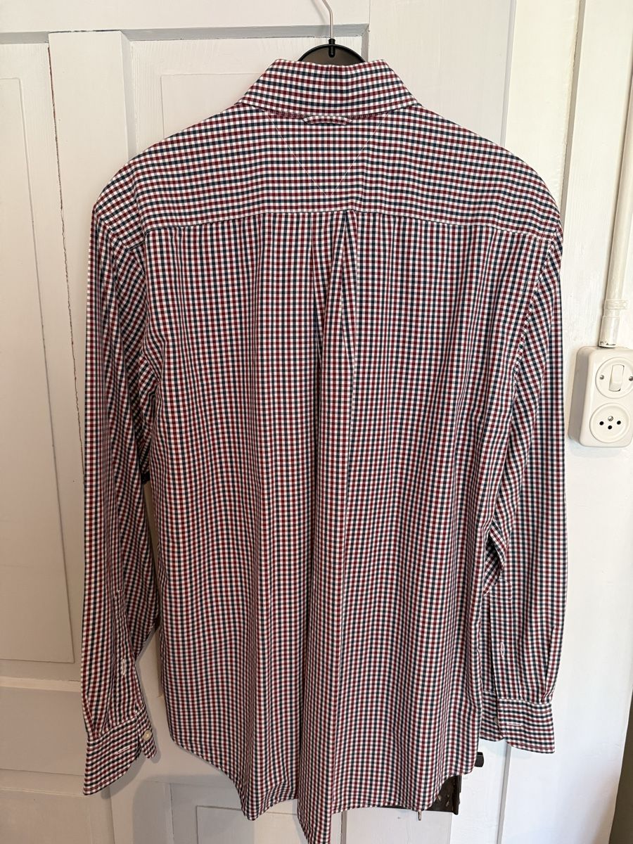 Tommy Hilfiger Camicie: Tommy Hilfiger Hemd Grösse M – Usato da Uhwiesen venduto da Zimtsterndli89 2