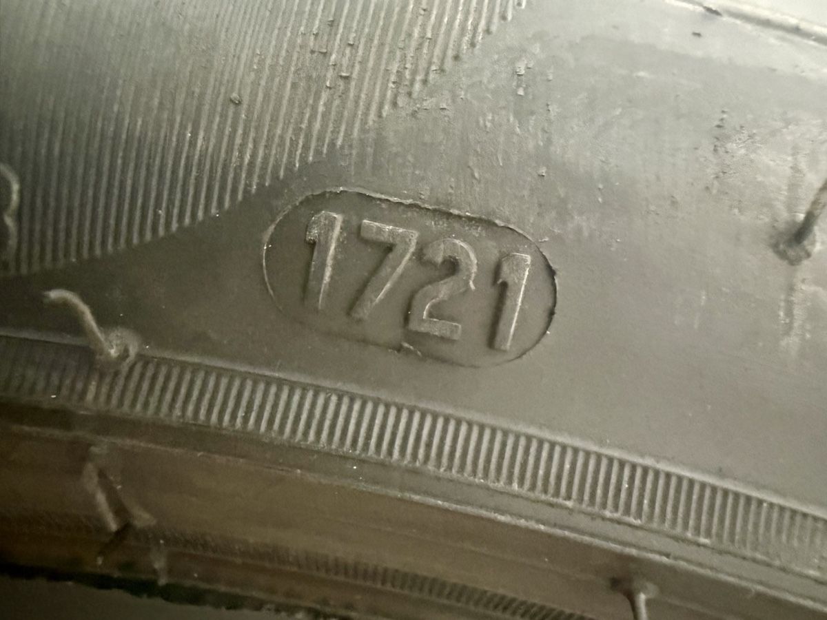Pneus & Kompletträder: 295/35/ZR21/107Y – Gebraucht aus Schönenwerd von Dardanet88 2