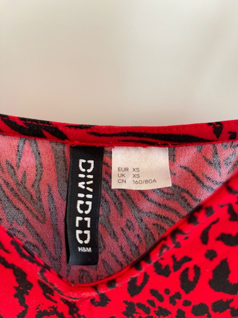 H&M Vestiti: Robe rouge H&M taille XS – Usato da Sion venduto da edelweissse 2