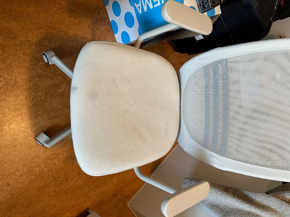 FLINTAN Office chair with armrests, beige Kaufen auf Ricardo