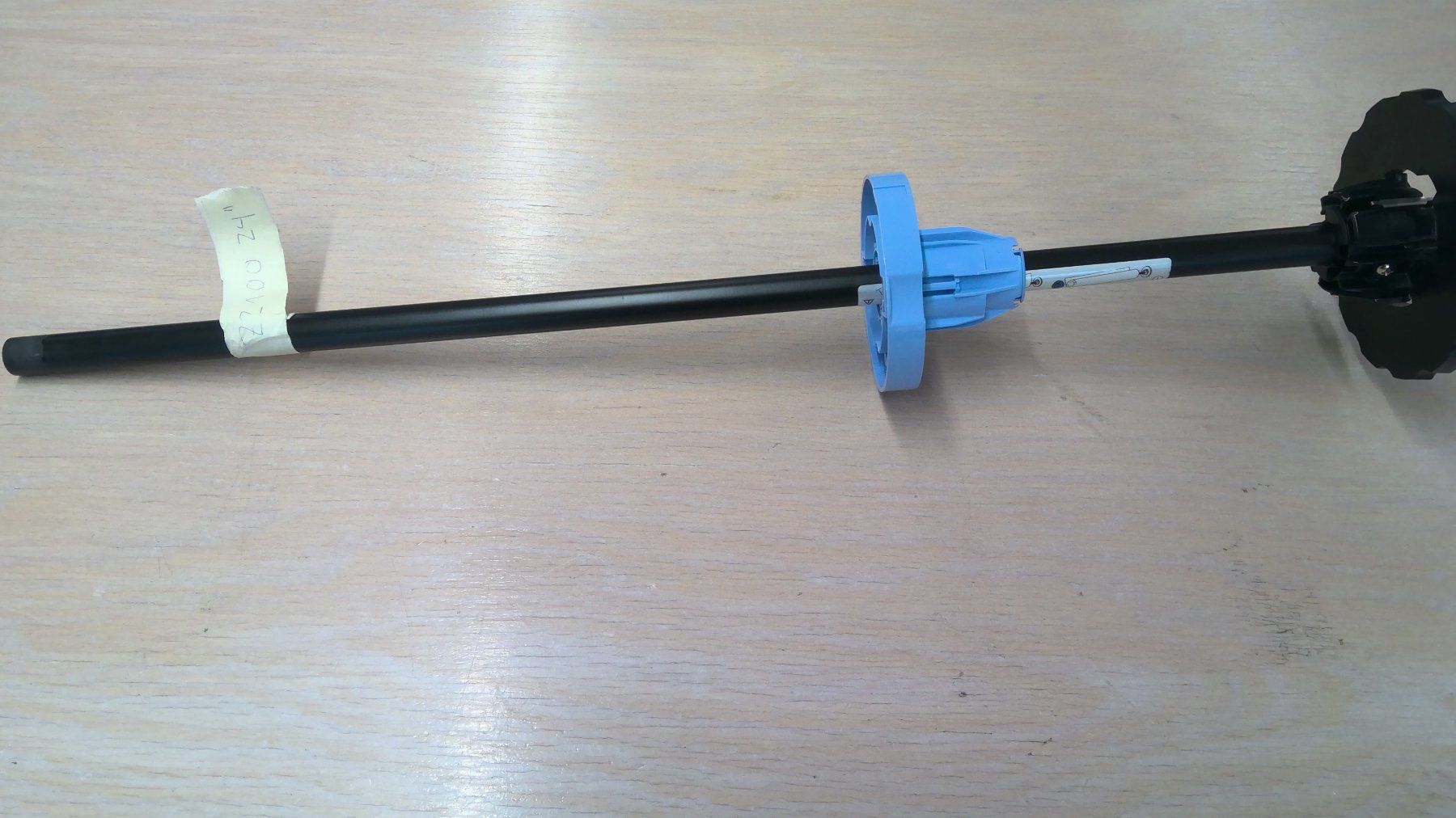 Hewlett Packard Stampanti: Diverse HP-Papierspindeln für Plotter + 3" Spindeladapter – Usato da Fehraltorf venduto da loremgmbh 4