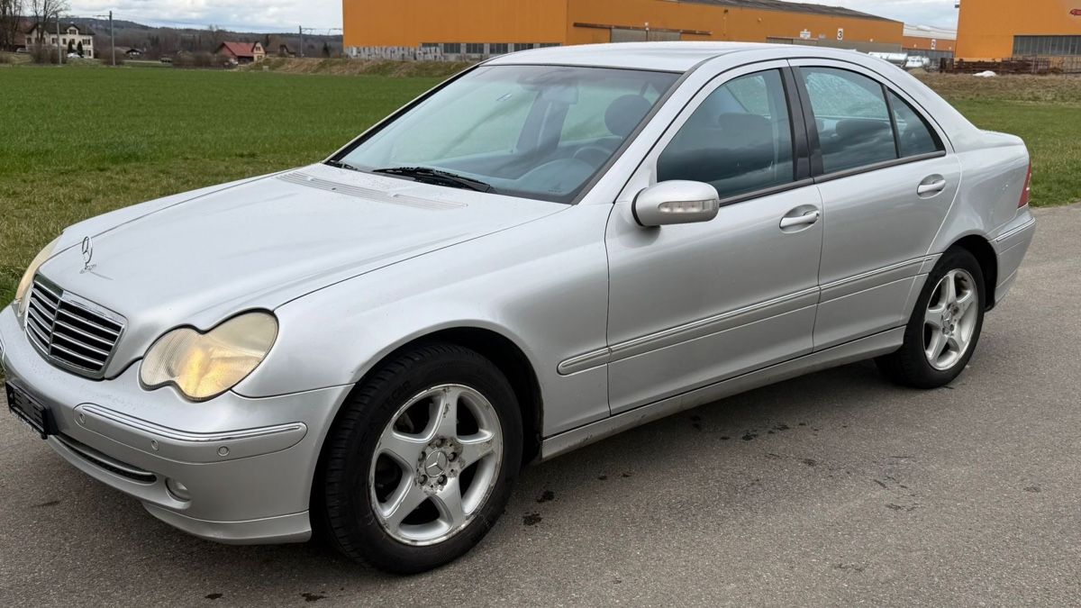 Mercedes-Benz Automobili: Mercedes c240 4x4 – Usato da Dübendorf venduto da LK08 2