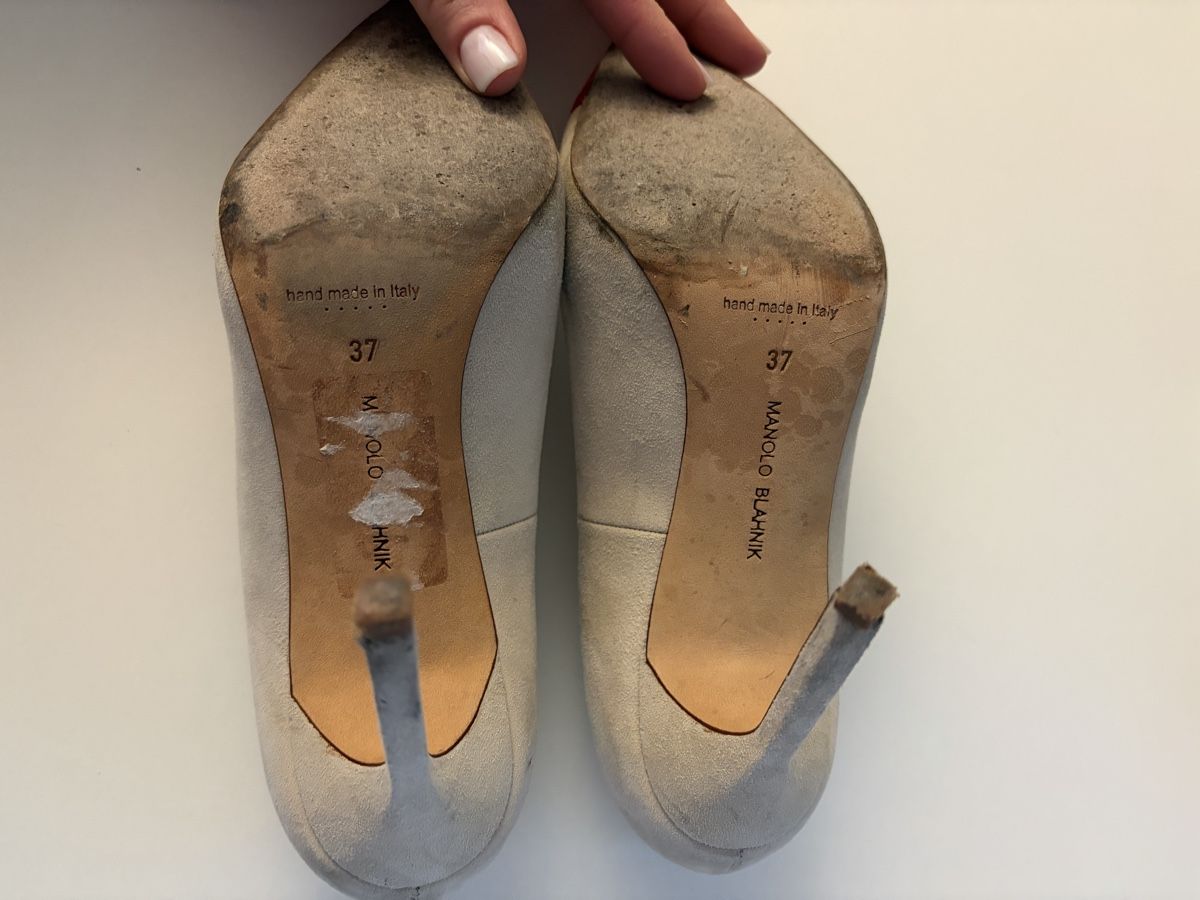 Manolo Blahnik Scarpe da donna: Manolo Blahnik Beige & Red Heels, Size 37 – Nuovo (secondo la descrizione) da Sorengo venduto da dis_tfq6 2