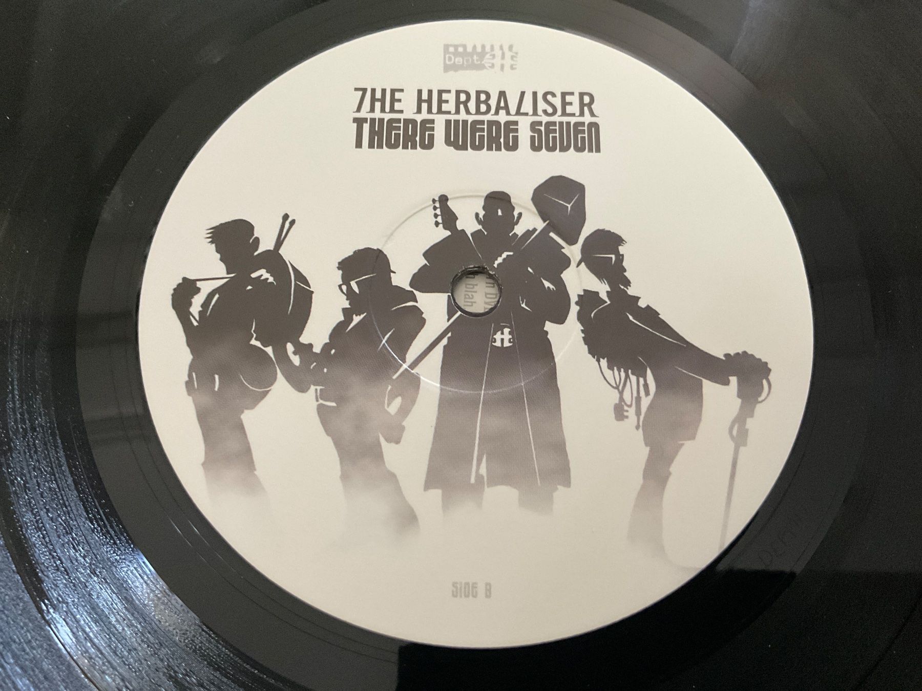 Dischi in vinile: The Herbaliser There were seven 2 LP – Usato da Delémont venduto da vinylfreak01 6