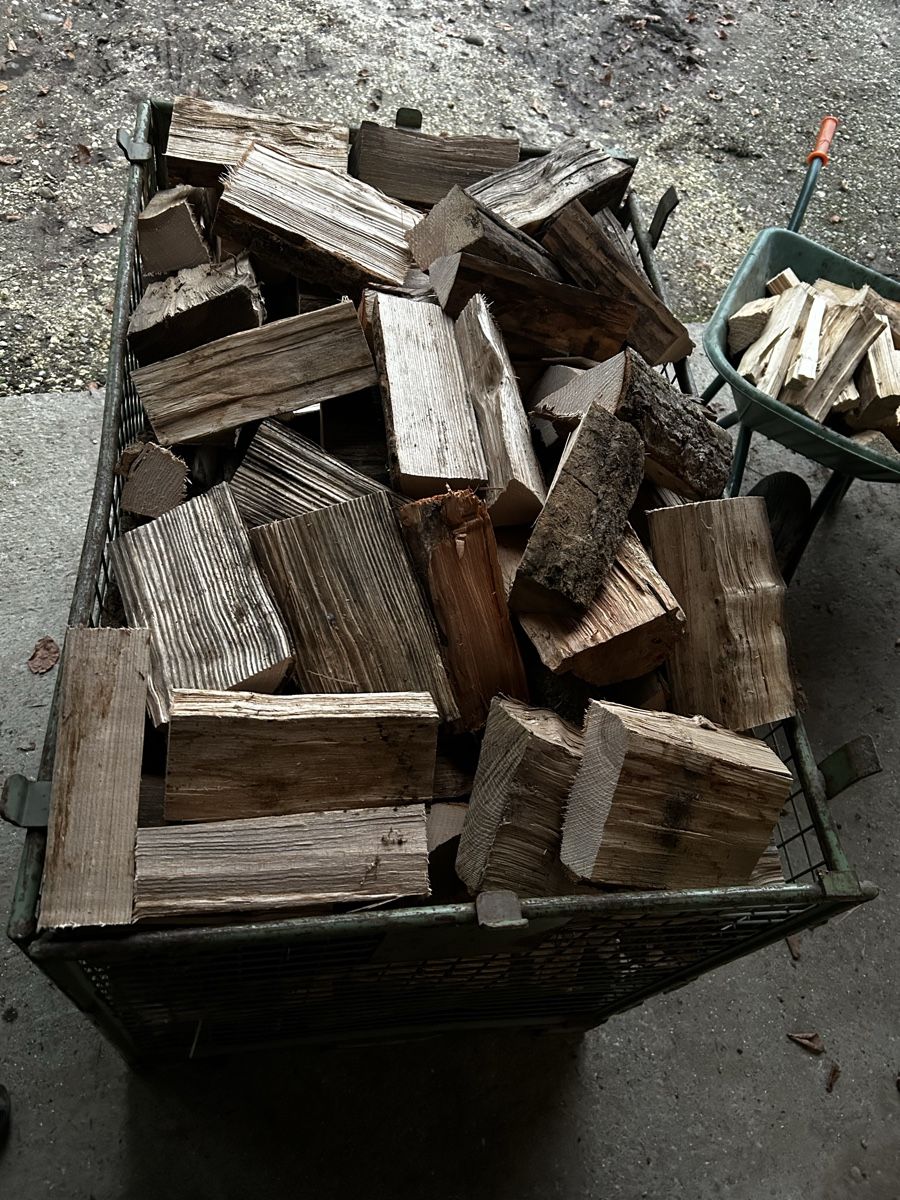 Holzartikel: Brennholz Esche – Gebraucht aus Gretzenbach von TeaRex