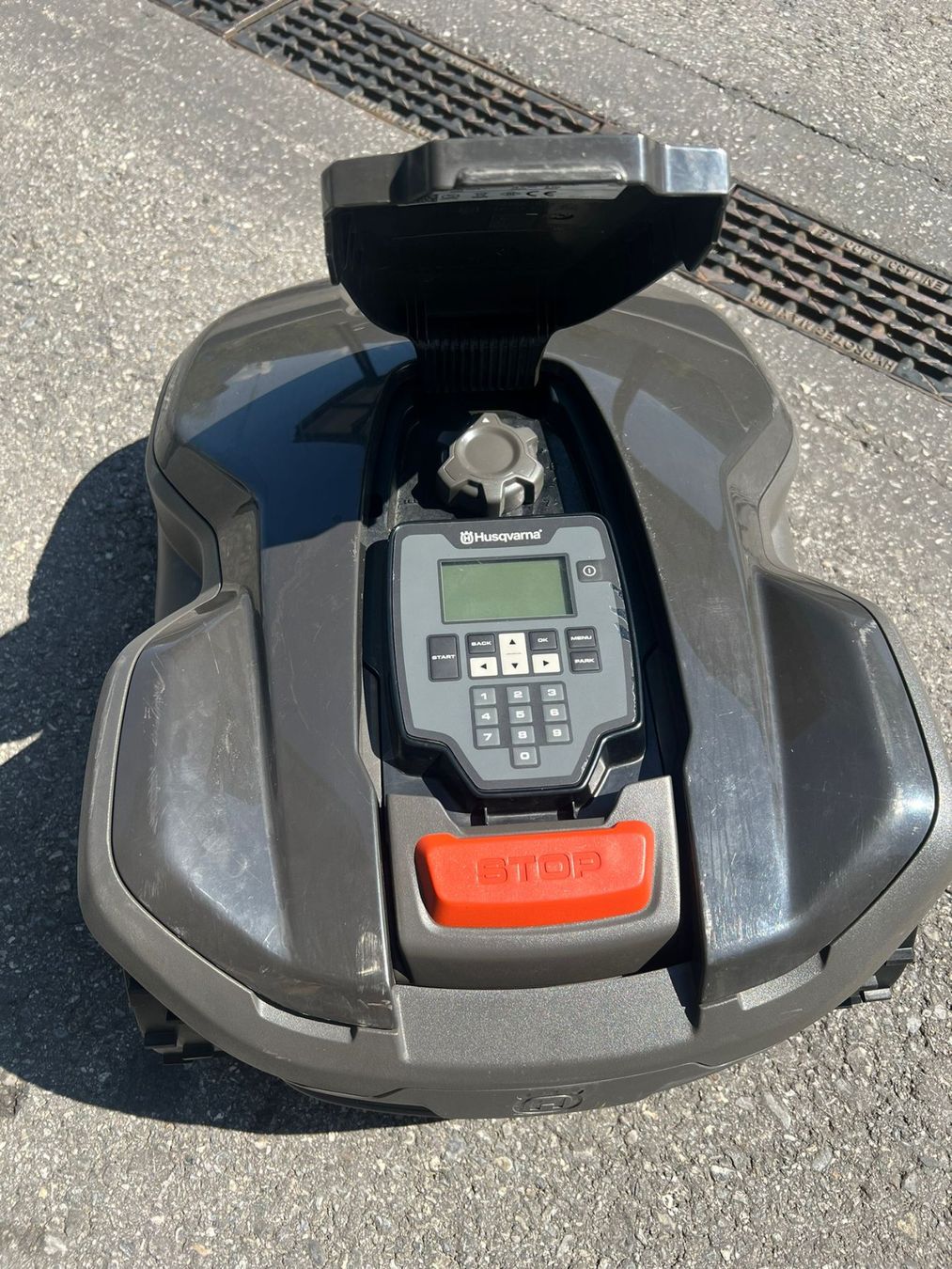 Husqvarna Tagliaerba: Mähroboter Husqvarna 315 Mark ll – Usato da DomatEms venduto da ZimmermannAG7013 2