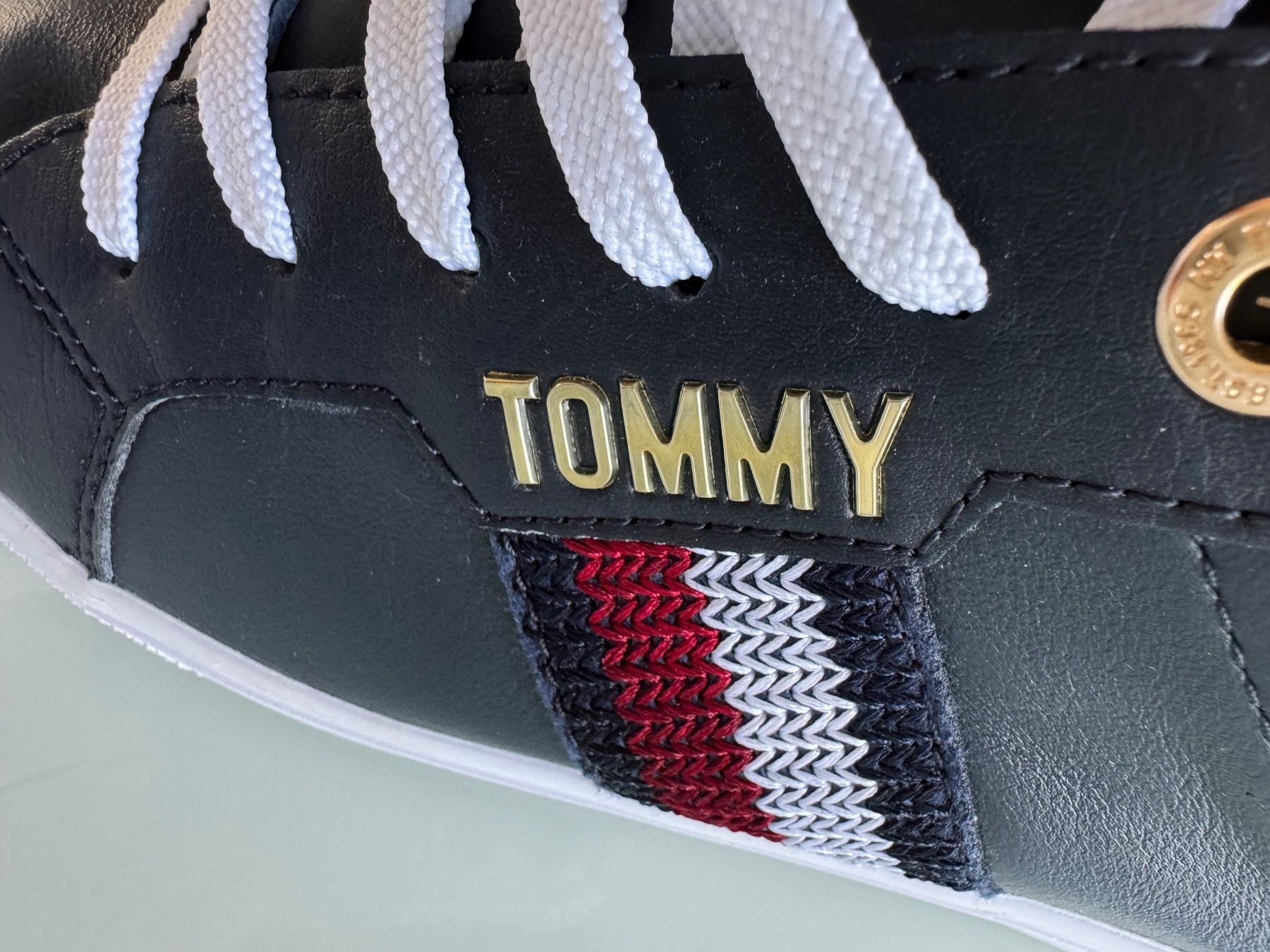 Tommy Hilfiger Scarpe da donna: TOMMY HILFIGER ORIGINAL  Grösse 41 – Nuovo (secondo la descrizione) da Adliswil venduto da Jessik0 2