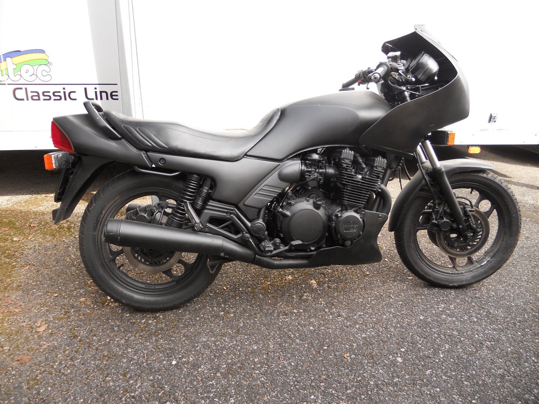 Yamaha Touring: Yamaha XJ 900 31A 1984 – Usato da Neuenegg venduto da designart64