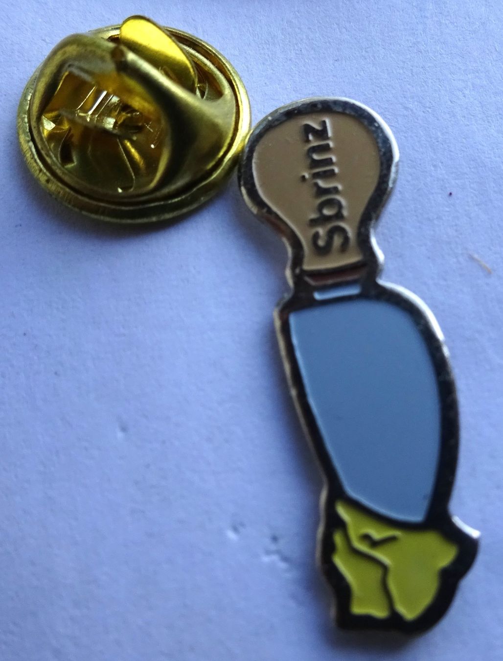 Plaquettes & Badges: Pin SBRINZ Käse Messer – D'occasion à Utzenstorf par BUtter81