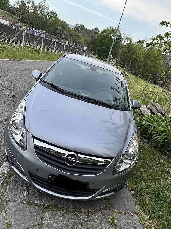 Autos: Opel corsa  – Gebraucht aus Mezzovico von Garagebazzy93