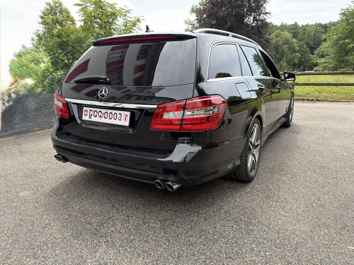 Mercedes-Benz Autos: Mercedes E350 CGI Avantgarde  – D'occasion à Füllinsdorf par B.M. 1