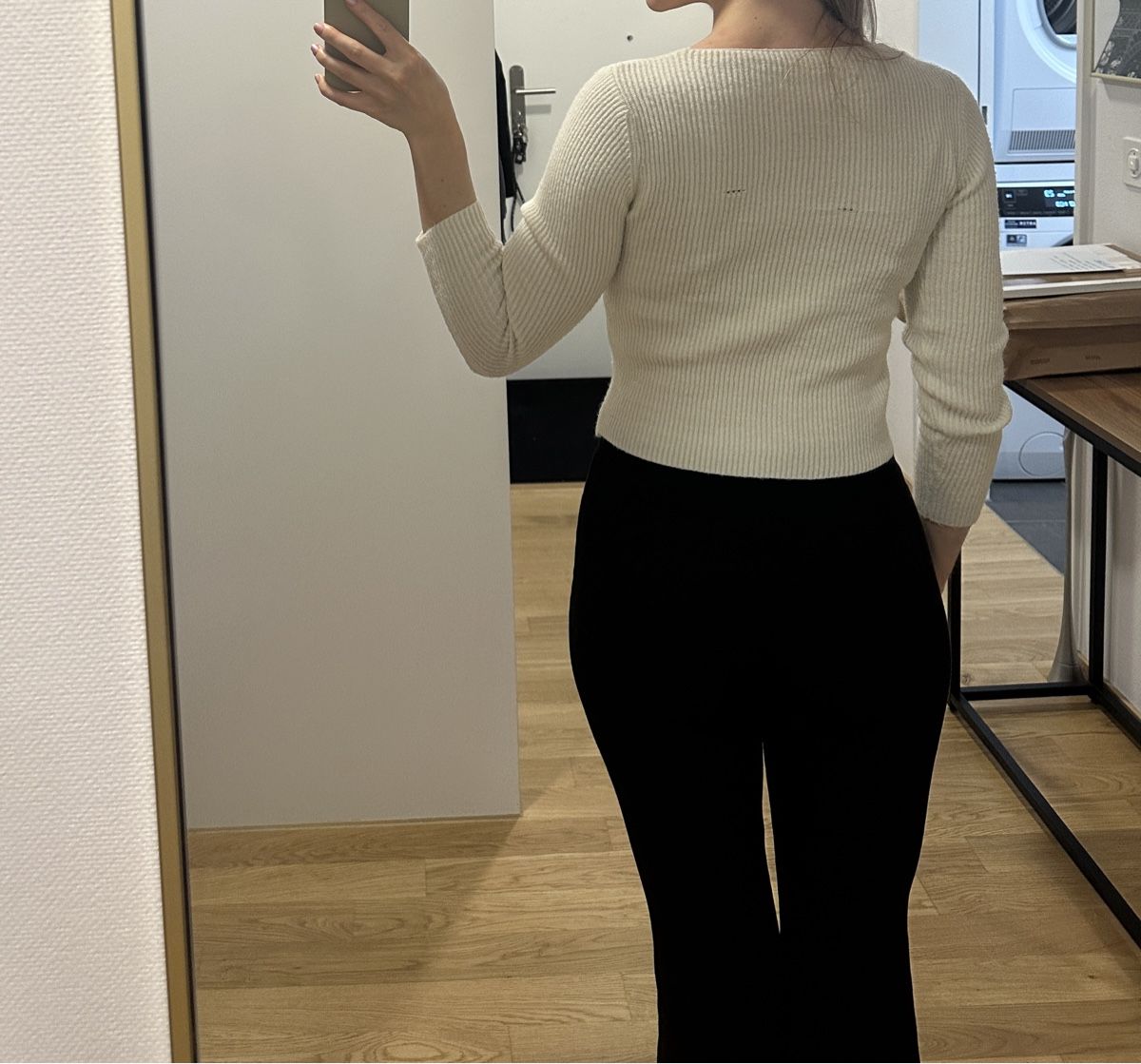 Maglioni & Felpe: Schicker Damenpulli, Groesse S, beige, gerippt – Usato da Lufingen venduto da ott_r59k 1