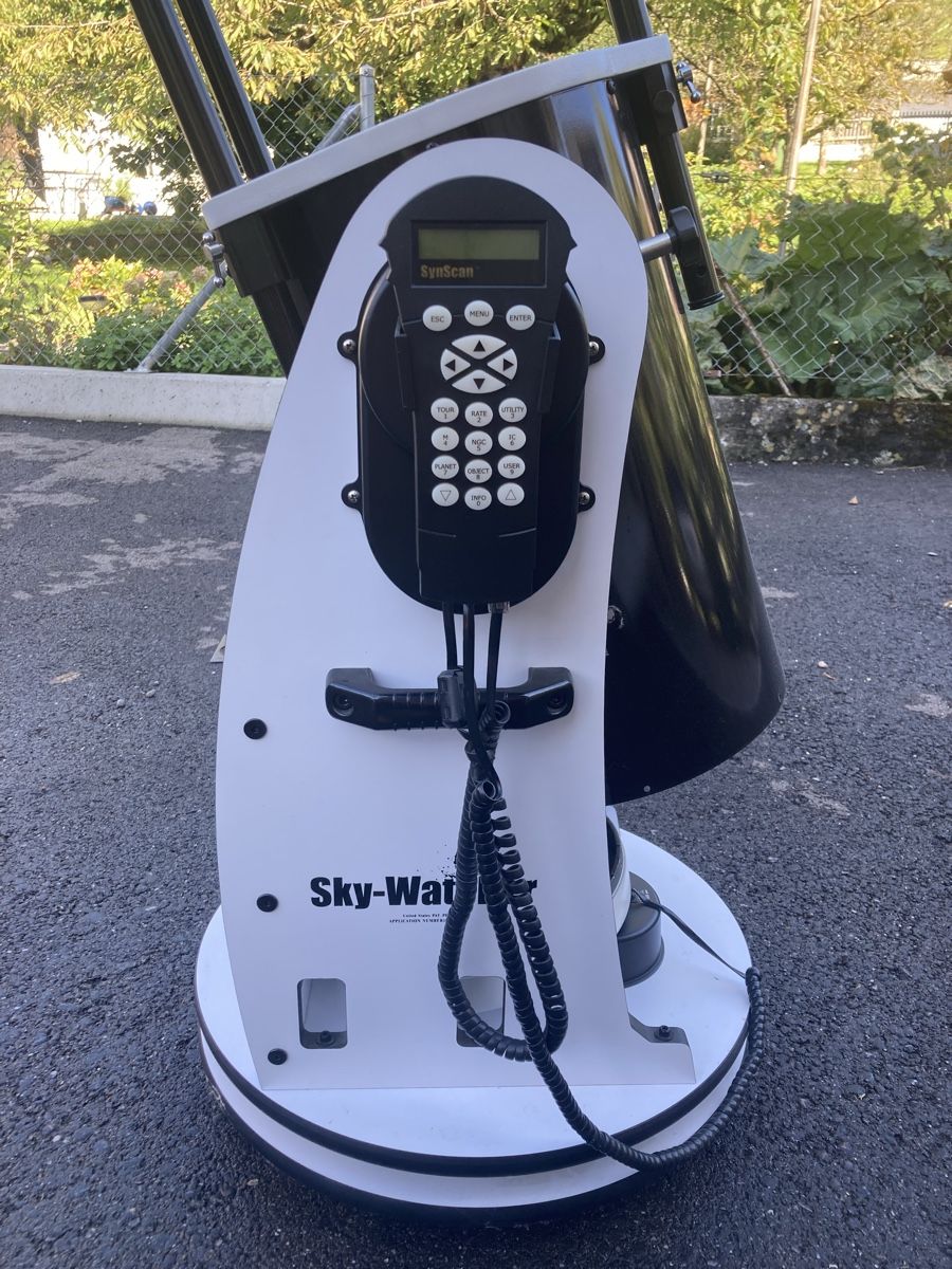 Sky-Watcher Teleskope: 10" Dobson Teleskop mit GoTo – Defekt aus Spiez von fio_5xnv 5