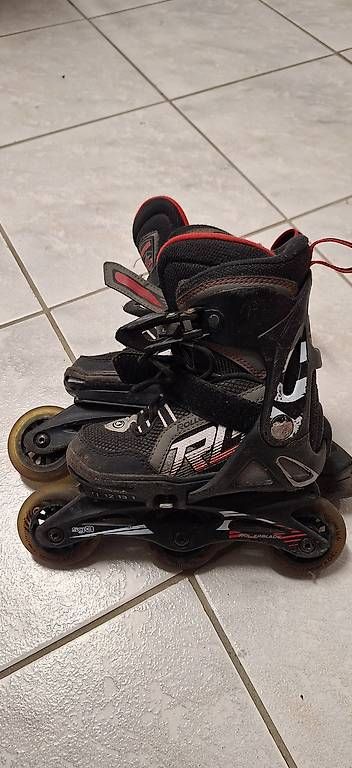 Pattini in linea & Pattini a rotelle: Rollerblades grösse 28-32 – Usato da Kölliken venduto da minimeee 3