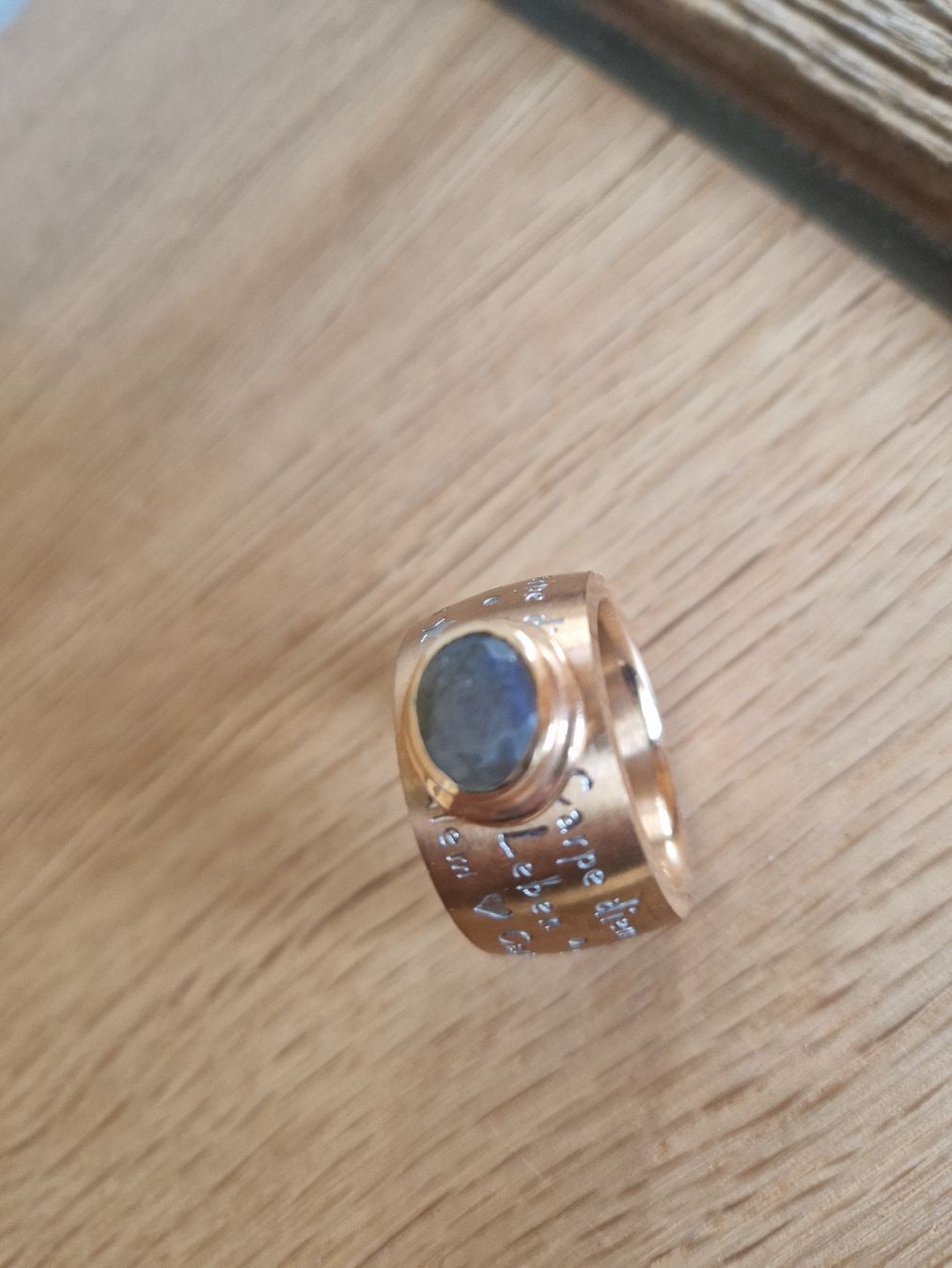 Olga Ribler Ringe: Olga Ribler Ring Edelstahl Labradorit – Gebraucht aus Lichtensteig von Cocabana_16 1