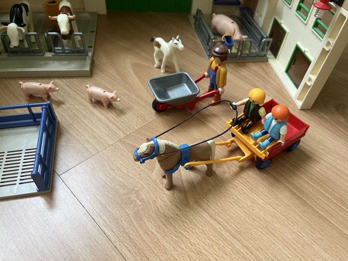 Playmobil Spielzeuge: Ferme Playmobil – Gebraucht aus Saxon von Kwik25 1