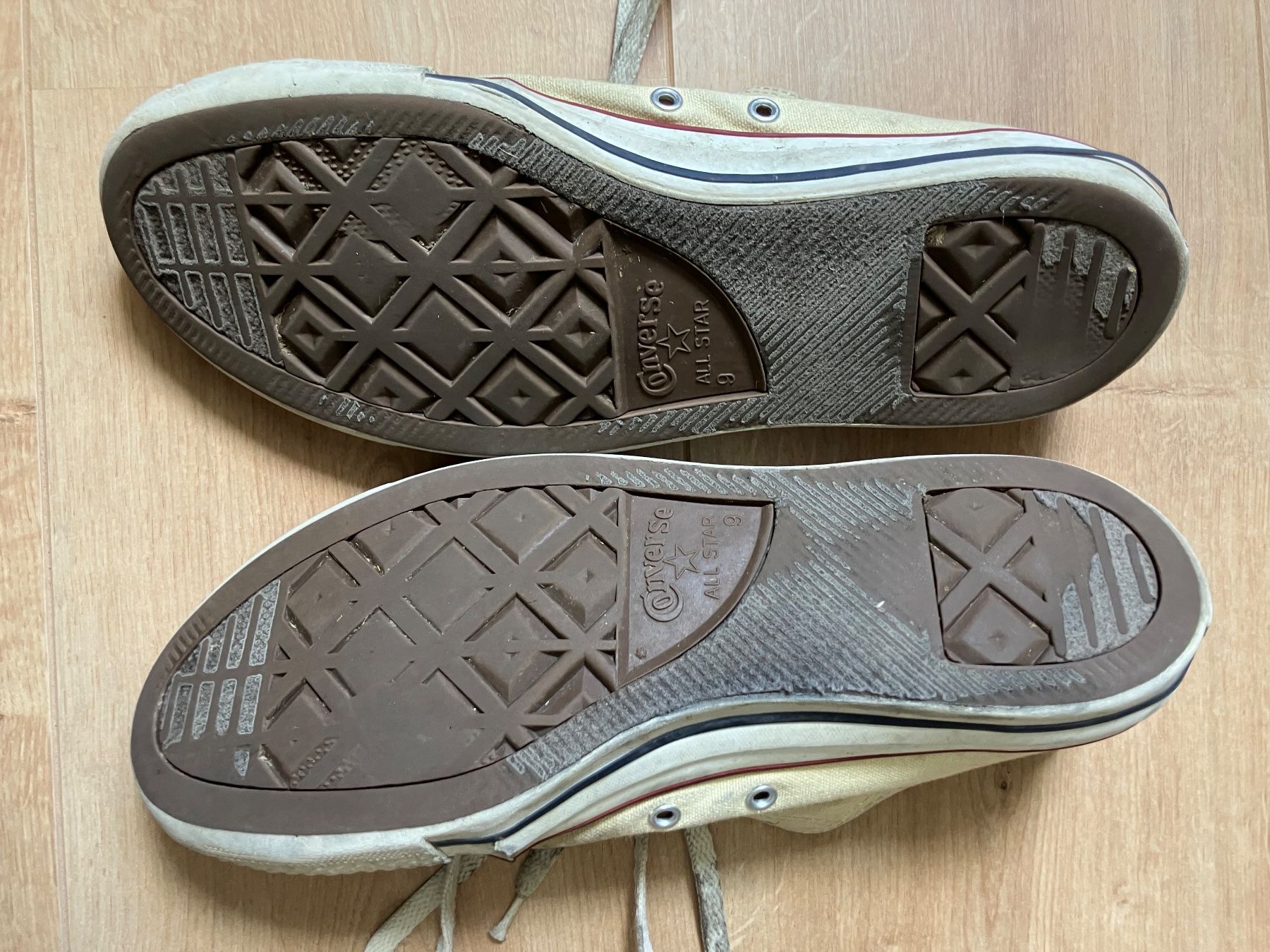 Scarpe da uomo: Baskets Converse All Star beige taille 42.5 usées – Usato da Epesses venduto da rom_r925 3