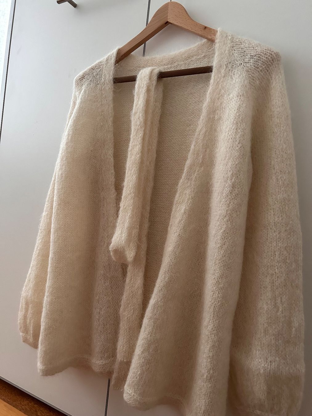 Giacche: Strickjacke mit Bindegurt Grösse S aus Alpaka – Usato da Widnau venduto da Xroma-11 7