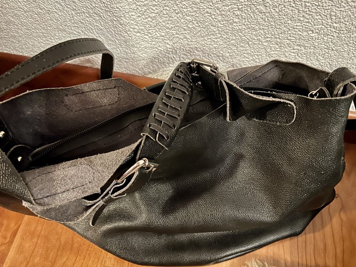 Borse da donna: Schwarze Lederhandtasche Vintage – Usato da Muttenz venduto da cho_xj52 1