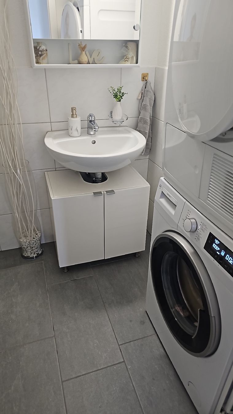 Ikea Mobili per bagno: Badezimmermöbel – Usato da Gipf-Oberfrick venduto da Stefania02-91