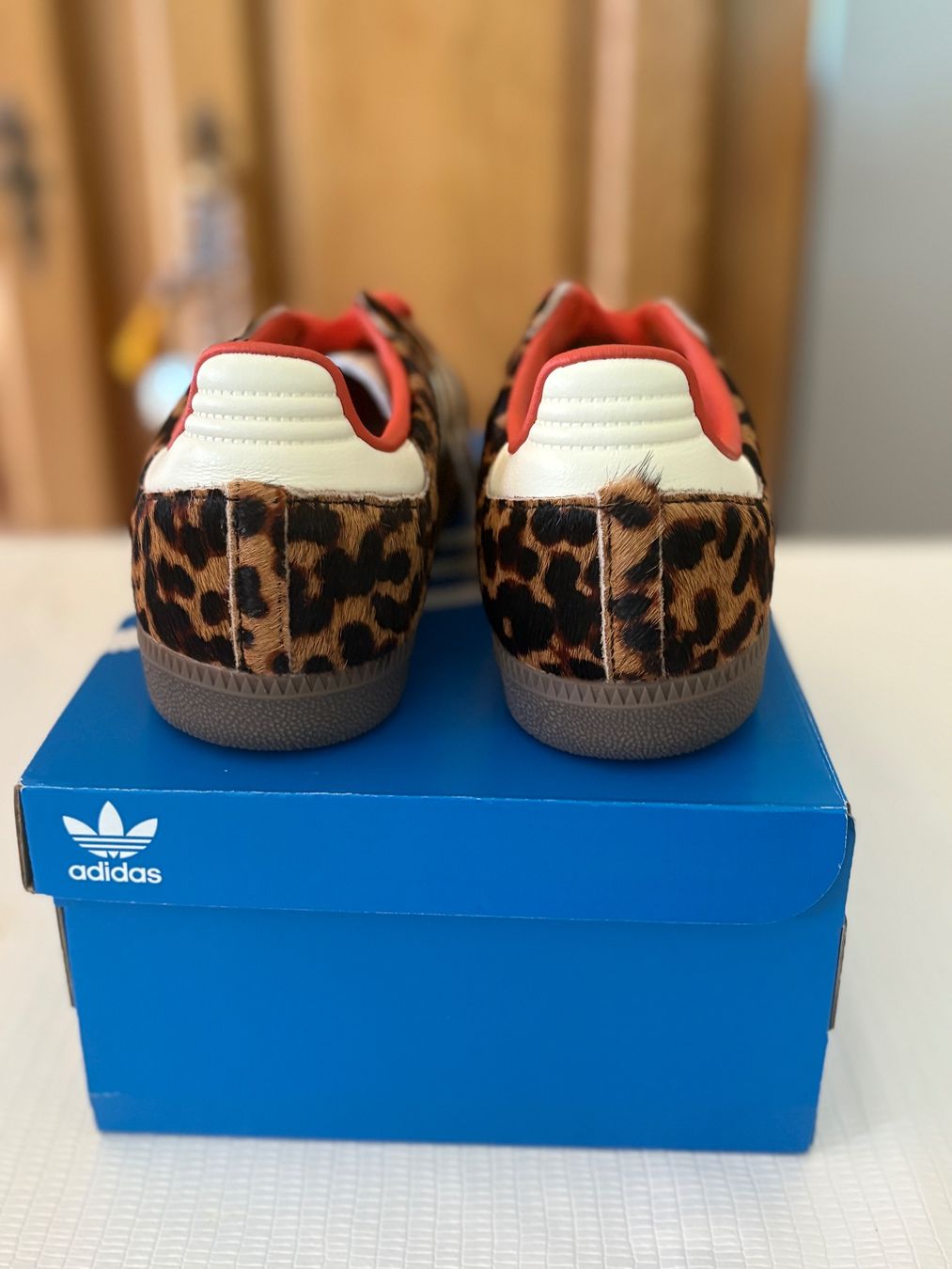 Adidas Scarpe da donna: Adidas samba leopard taille 39 neuve avec box – Usato da La Tour-de-Trême venduto da ben_kn6s 3