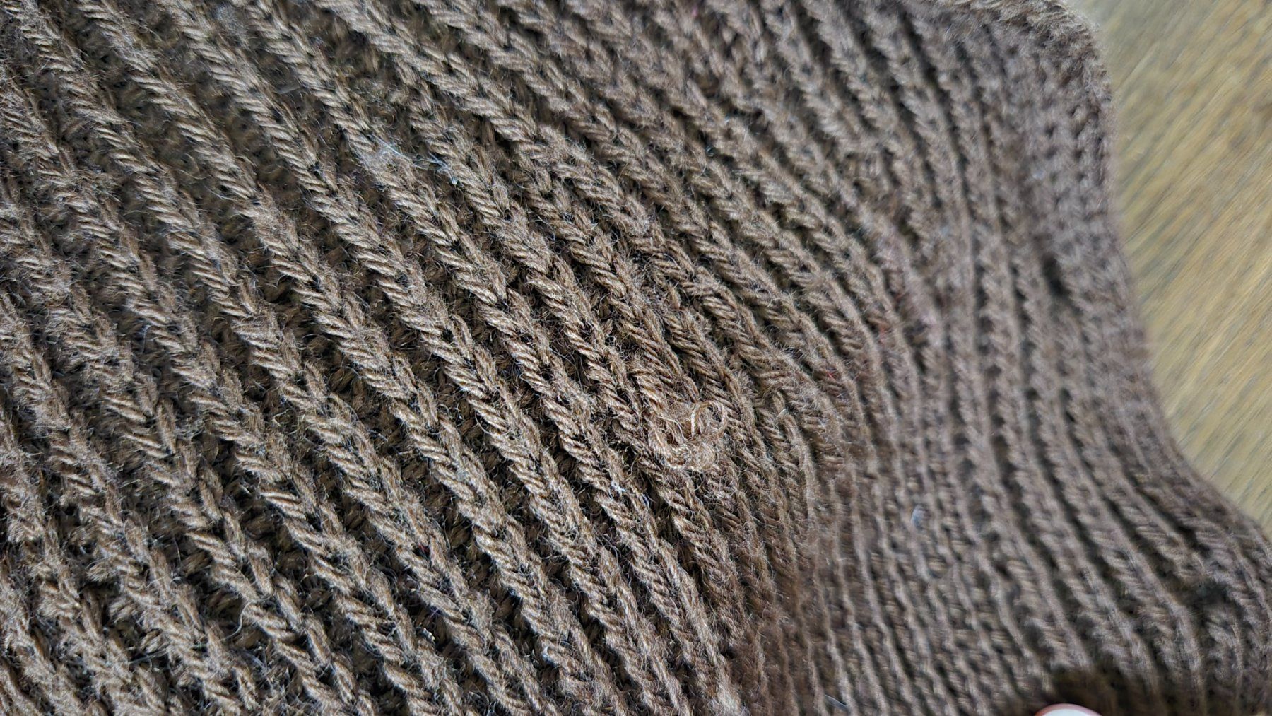 Gilet & Giacche senza maniche: Stefanel dark brown cardigan – Usato da Zürich venduto da monadiederich 2