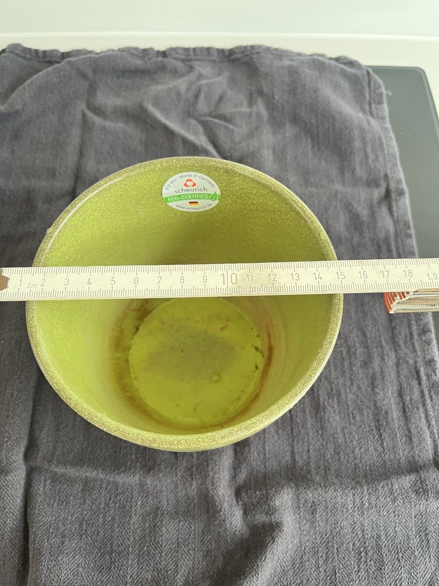 Blumentöpfe: Blumentopf D19cm H 15cm – Gebraucht aus Luzern von Buesu1989 2