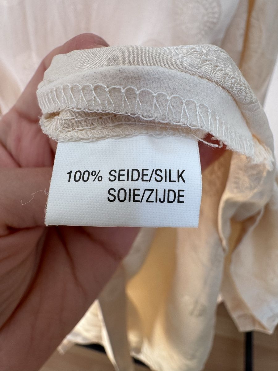 Camicette: Seidenhemd beige vintage – Usato da Zürich venduto da cam_kcc7 3