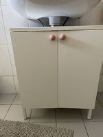 Badezimmerschränkchen