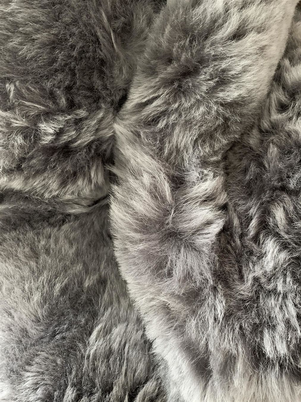 Poltrone: Pouf en peau de mouton-Lammfell Sitzsack – Nuovo e nell'imballaggio originale da Arbedo venduto da patagonialeatherrugs 4
