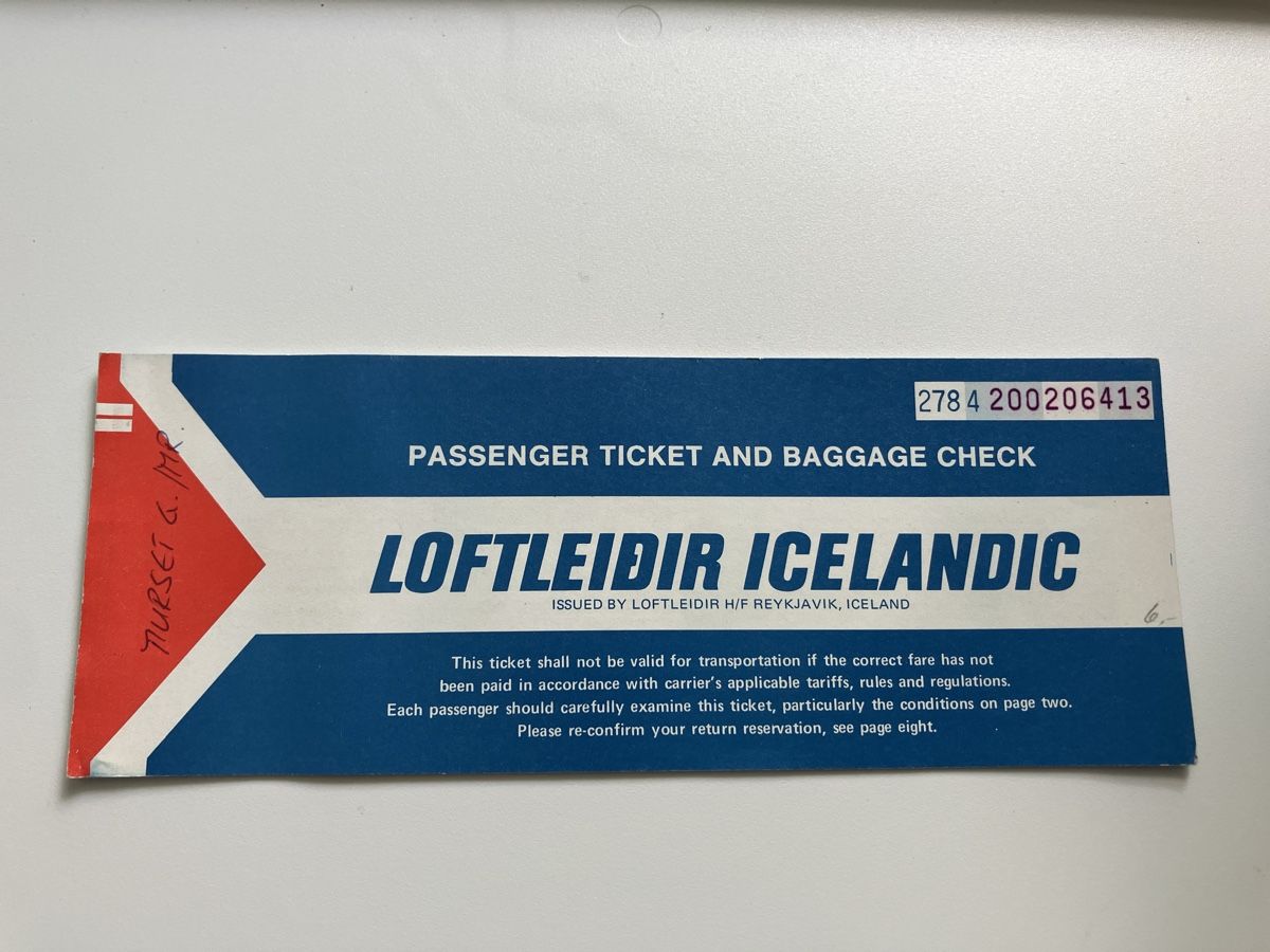 Tickets: Loftleidir Icelandic Airways ticket – Gebraucht aus Zürich von Classic_Collection_Zurich
